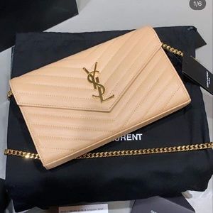COPY - YSL clutch